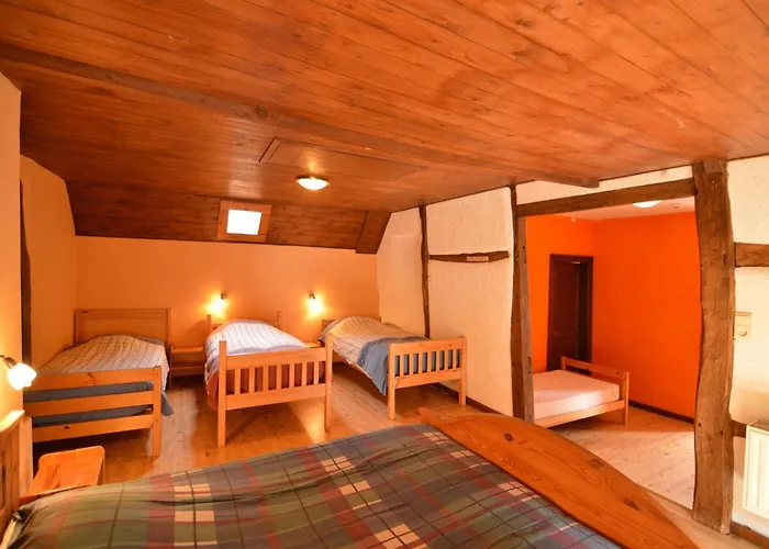 Farm With Sauna, بيت للعطل Teuven