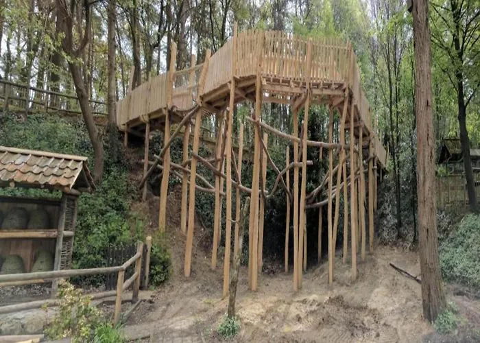 بيت للعطل Farm With Sauna, Teuven